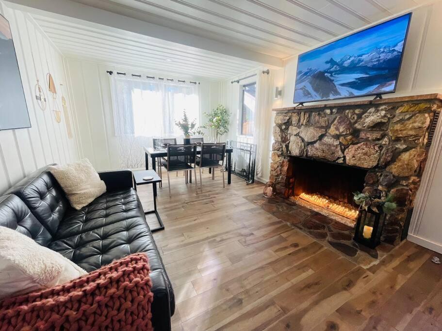 Sled-Ski Lakeside Village Cabin - Spa - Bbq - Firepit - Loft - Games Big Bear Lake Zewnętrze zdjęcie